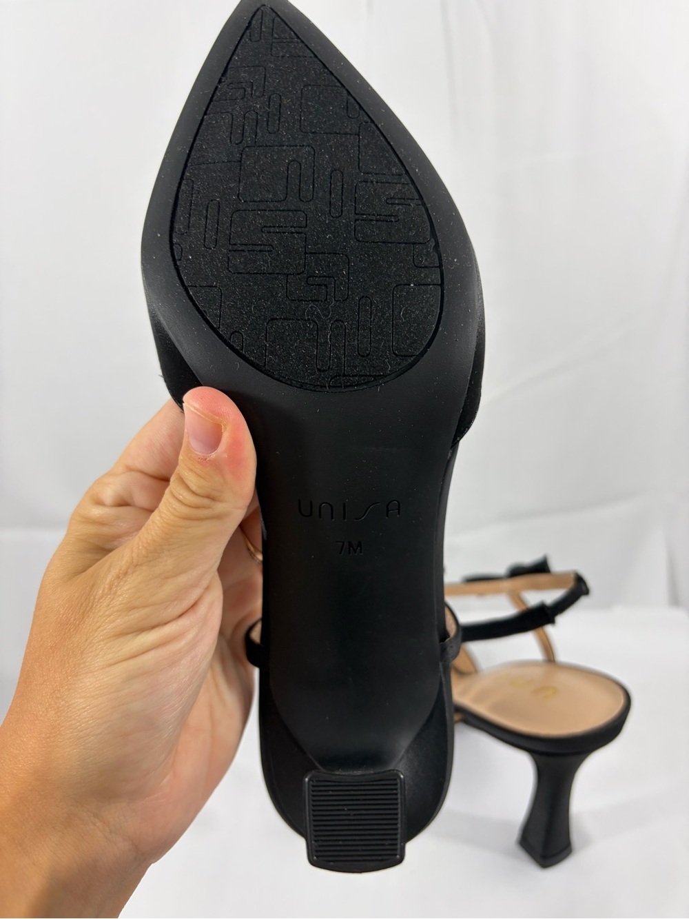 NWT Unisa Women’s Size 7 Black Satin Pointed Slingback Heels - Picture 5 of 7